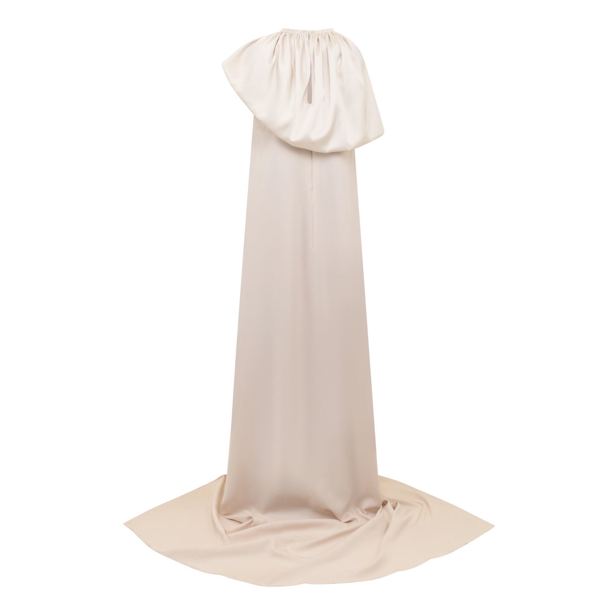 Sleeveless Balloon Collar Gown With Square Train