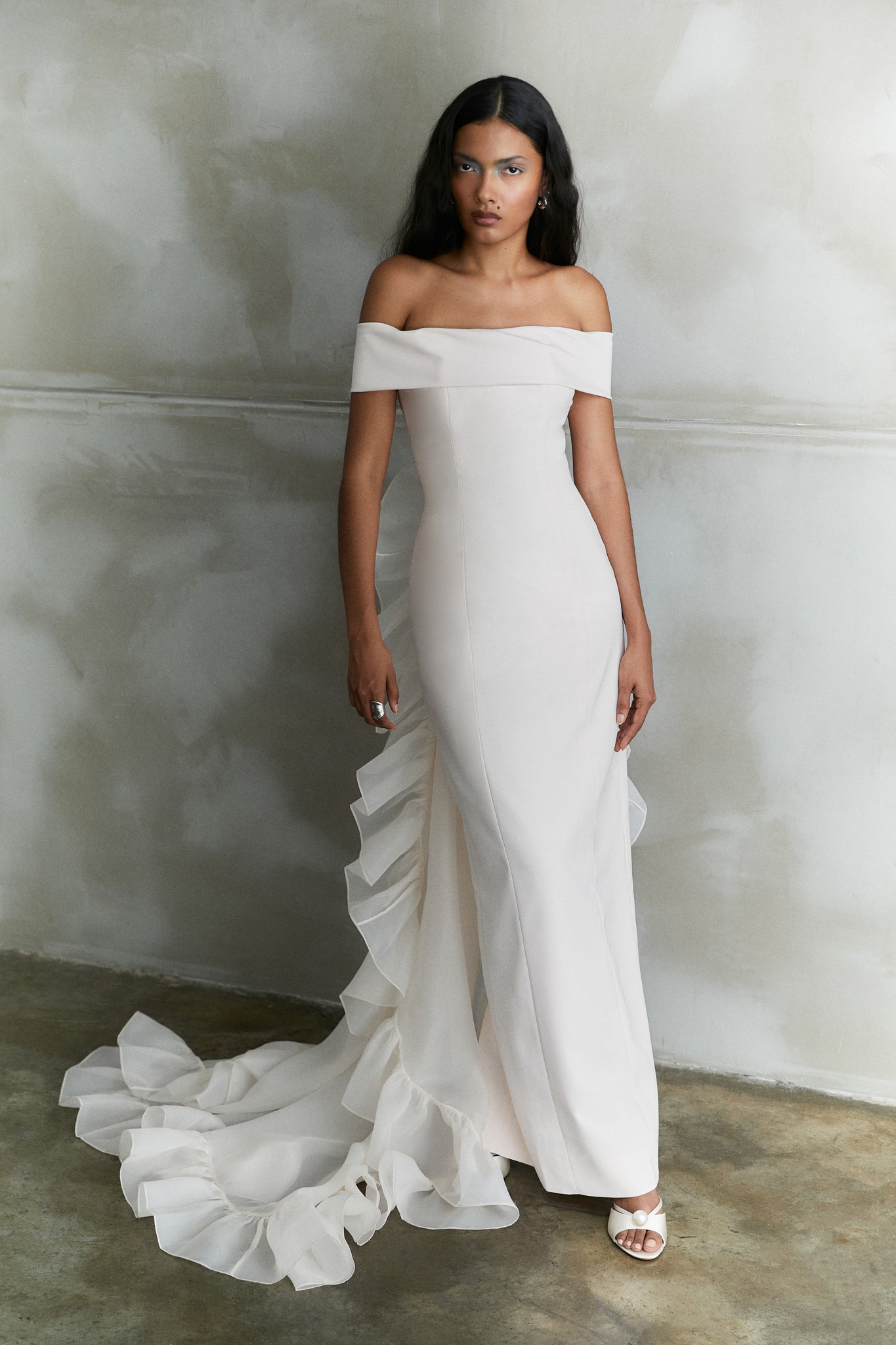 Strapless Off-shoulder Gown With Ruched Organza Train